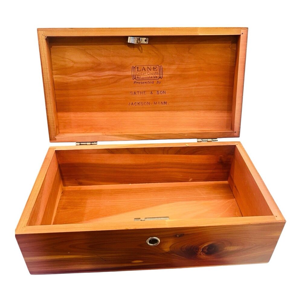 Vintage Lane Cedar Chest Miniature Girl Graduate Keepsake Box Sathe & Son MN